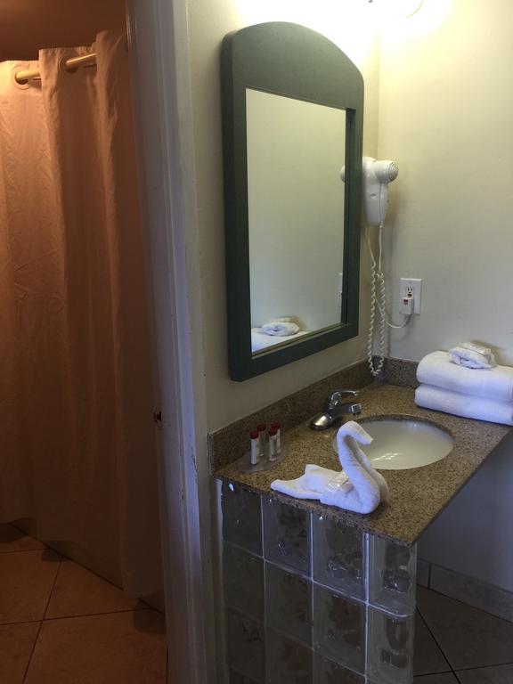 Curtis Inn & Suites Hollywood Luaran gambar