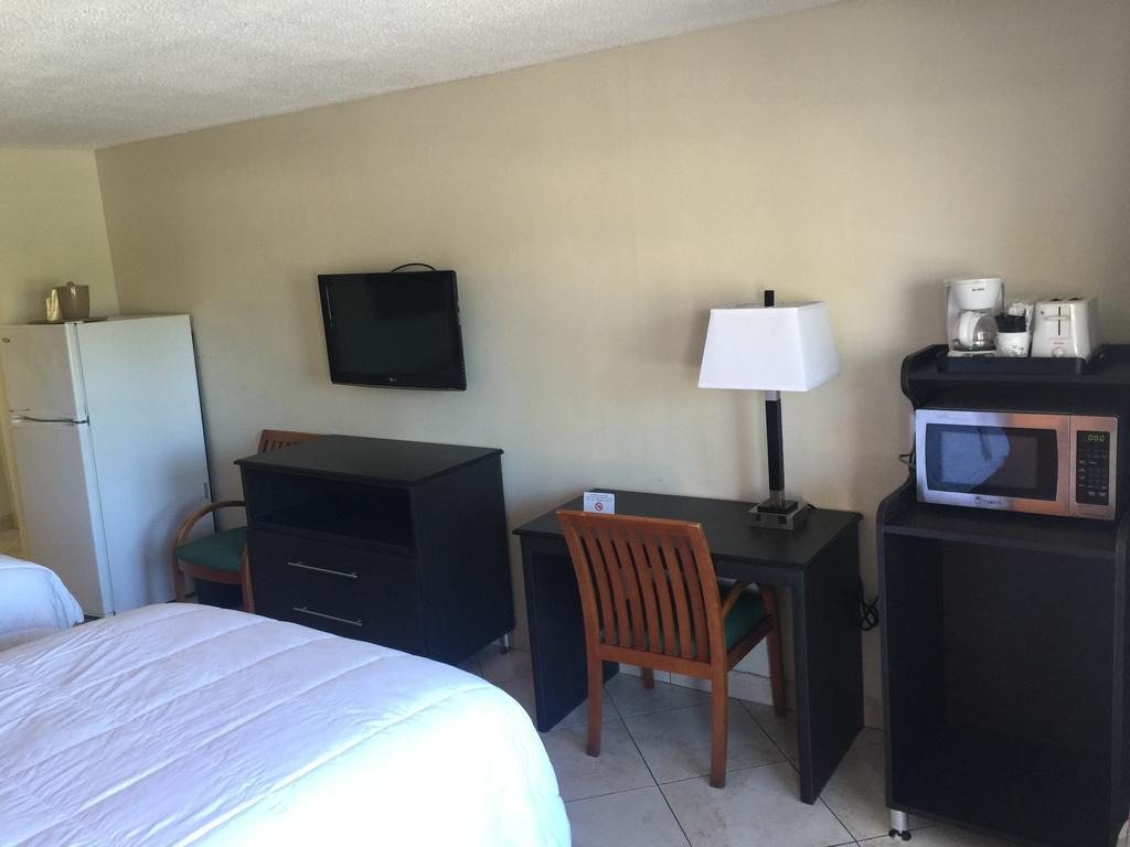 Curtis Inn & Suites Hollywood Luaran gambar